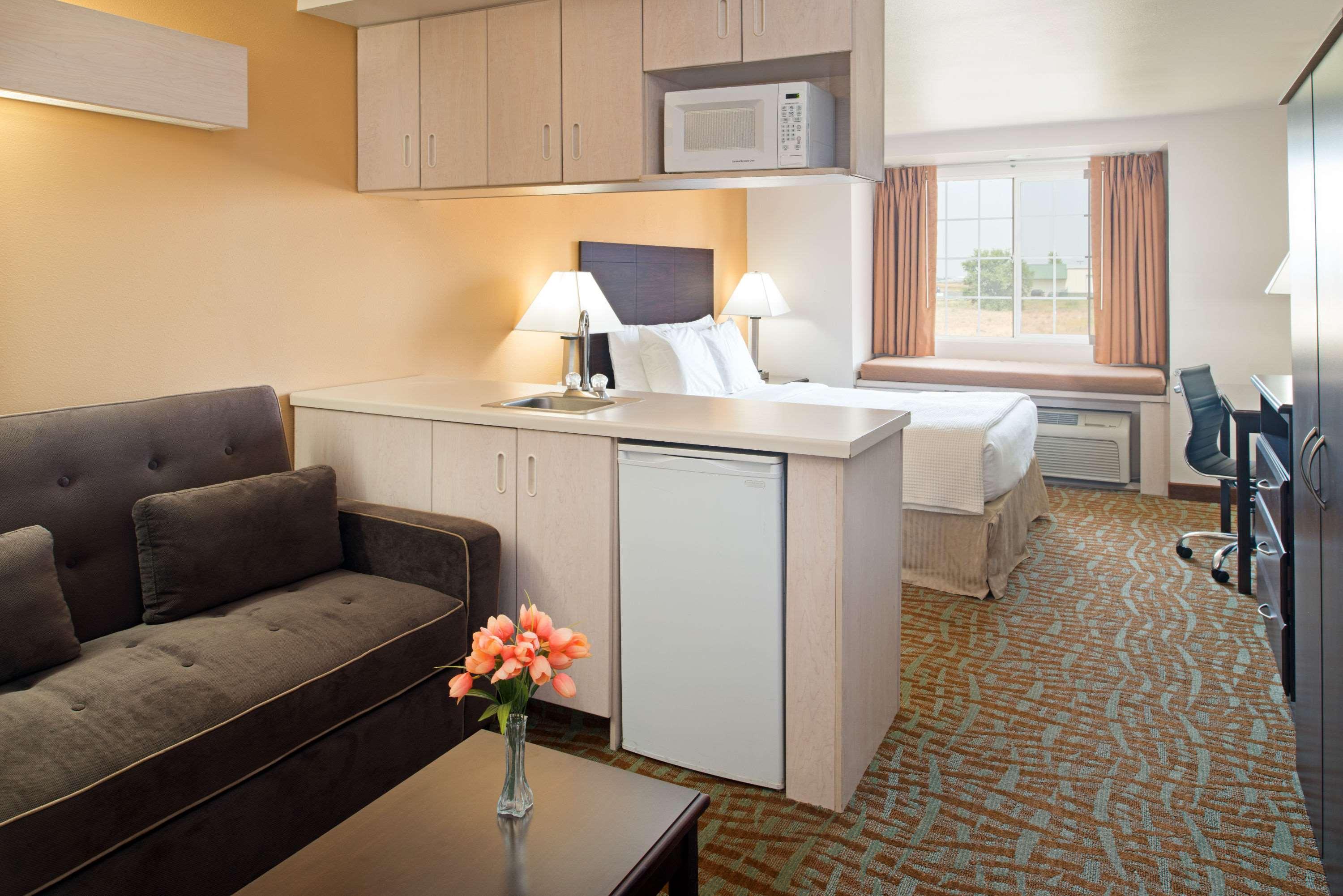 Days Inn & Suites By Wyndham Spokane Airport Airway Heights Kültér fotó