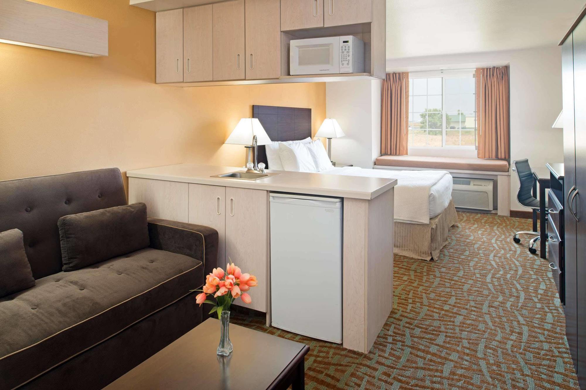 Days Inn & Suites By Wyndham Spokane Airport Airway Heights Kültér fotó